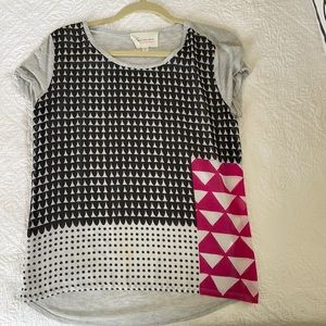 Barely worn Two by Vince Camuto top